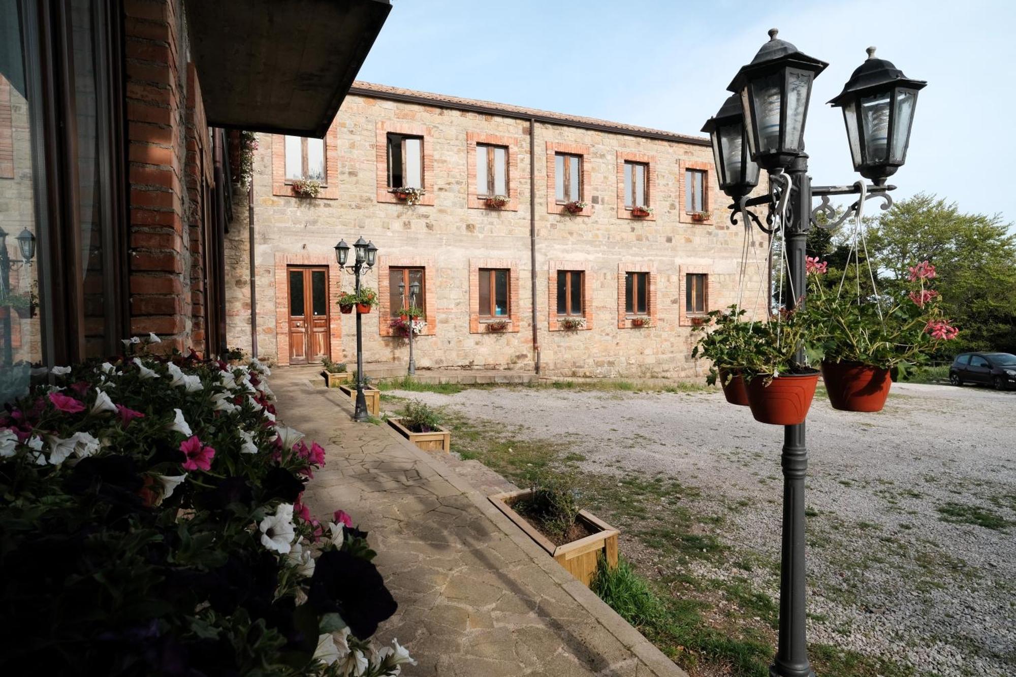 Nebris - Rifugio Del Parco Otel San Fratello Dış mekan fotoğraf